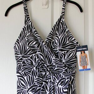 NWT Lands' End Swim Dress Size L Black White Palm Floral One Piece